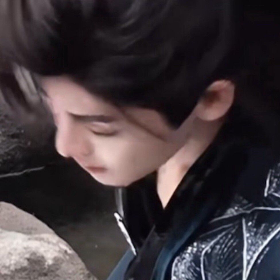 那个那个我给闺蜜们发了上头请放心