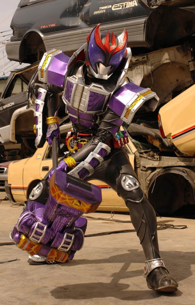 假面骑士德迦月骑，德迦重锤。(侵权删)