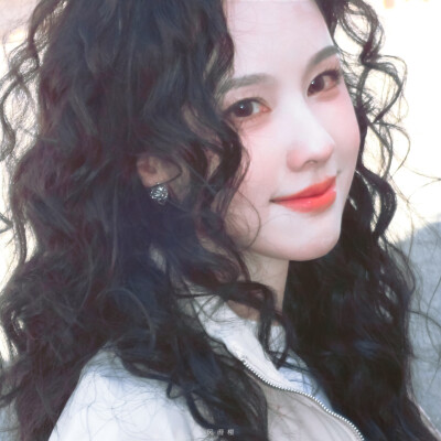 陈都灵