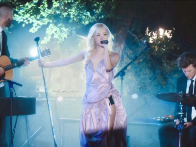 总有一天我会走到你面前！