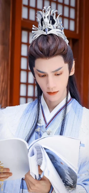 长月烬明| 詹台烬/沧九旻/冥夜| 罗云熙- 高清图片，堆糖，美图壁纸兴趣社区