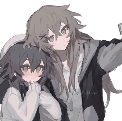 双女主（侵删）