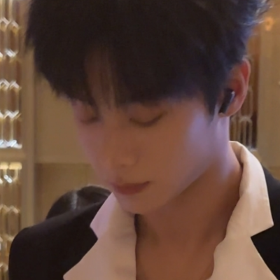 这个动耳麦很爱豆