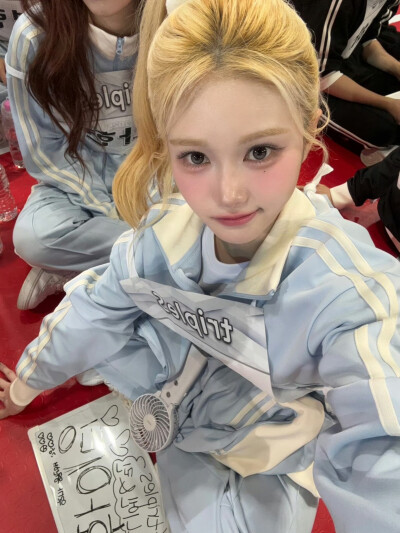 tripleS mayu高丽真友