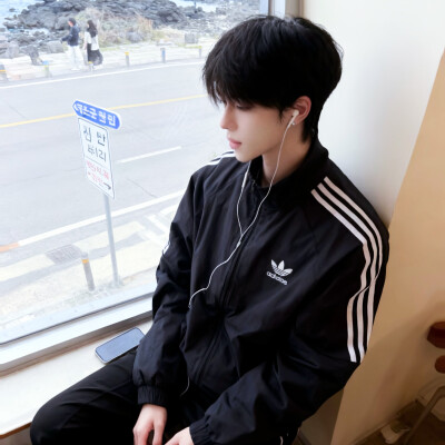 男头
二传头像注明出处