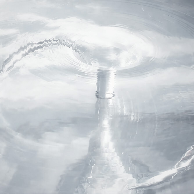 你当像鸟飞往你的山
杨超越
起司名札