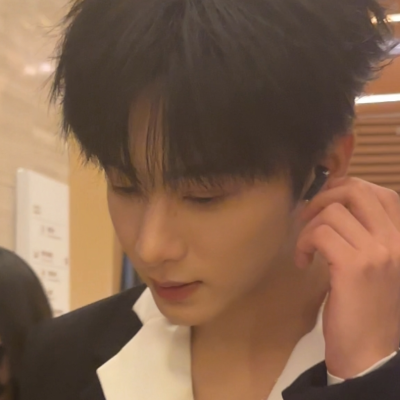 这个动耳麦很爱豆