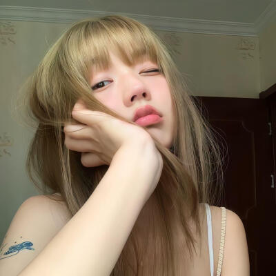 女头