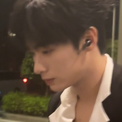 这个造型很适合他吧！