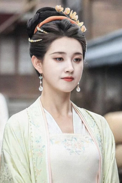 状元郎，夫人又掀桌了 张琼