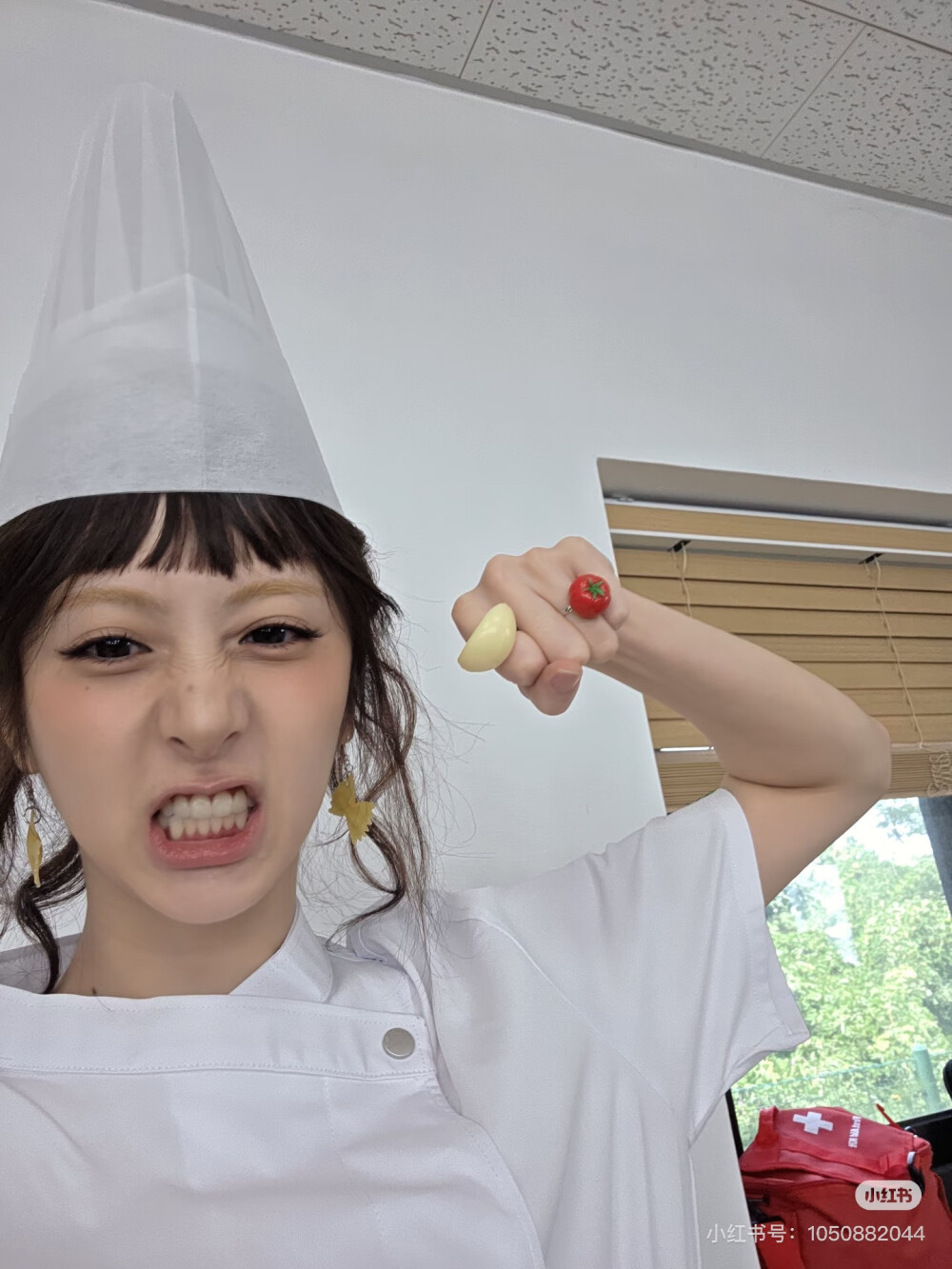lesserafim
许允真