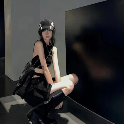 女头