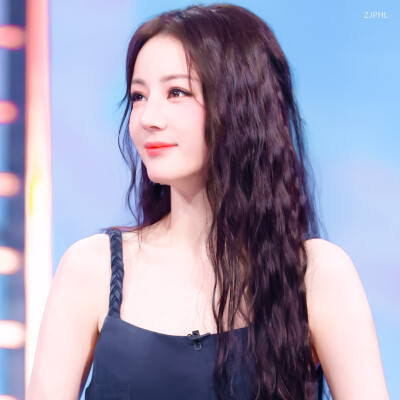 迪丽热巴