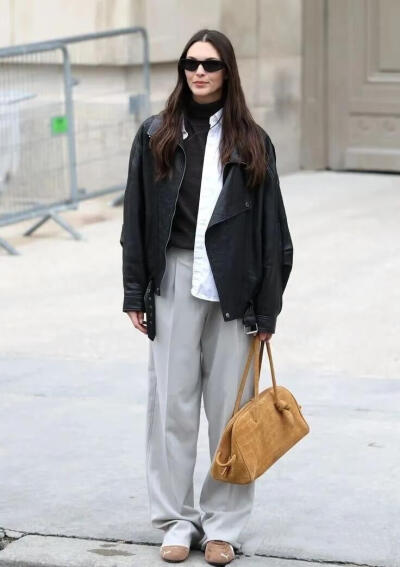 BY爱喝可乐的古娜小姐