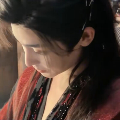 还记得第一次见你时我的心是怎样波动