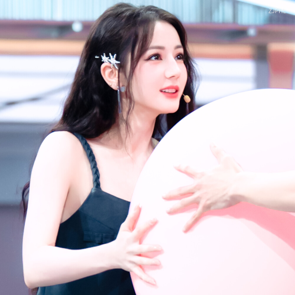 迪丽热巴