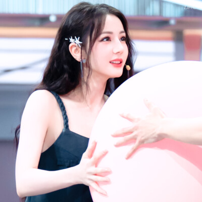 迪丽热巴