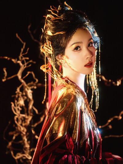 陈都灵