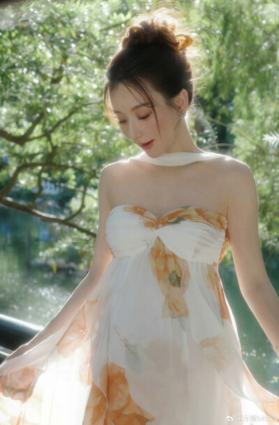 方媛