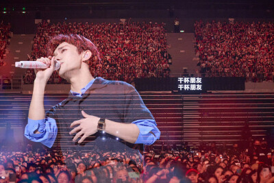 易烊千玺演唱会
