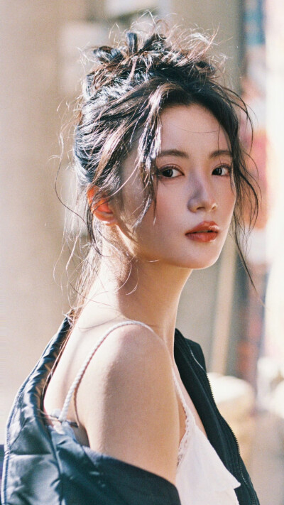 张雅钦