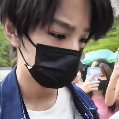 王橹杰