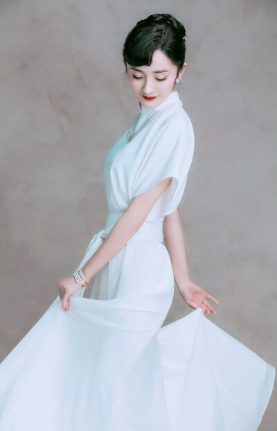 
杨幂◎傅函君◎筑梦情缘