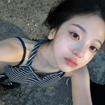 女头