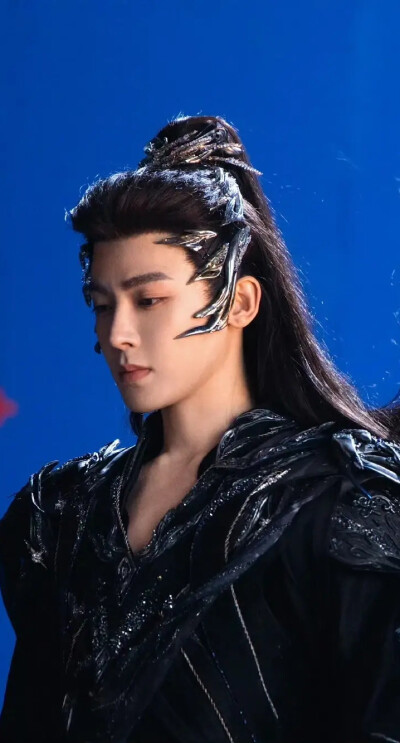 侯明昊《入青云》纪伯宰