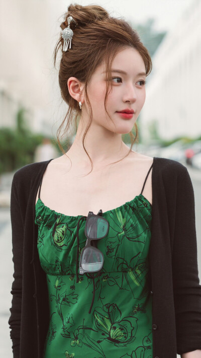 许我耀眼 许妍 赵露思