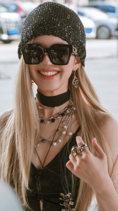 许我耀眼 许妍 赵露思