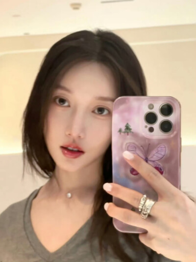 姜贞羽