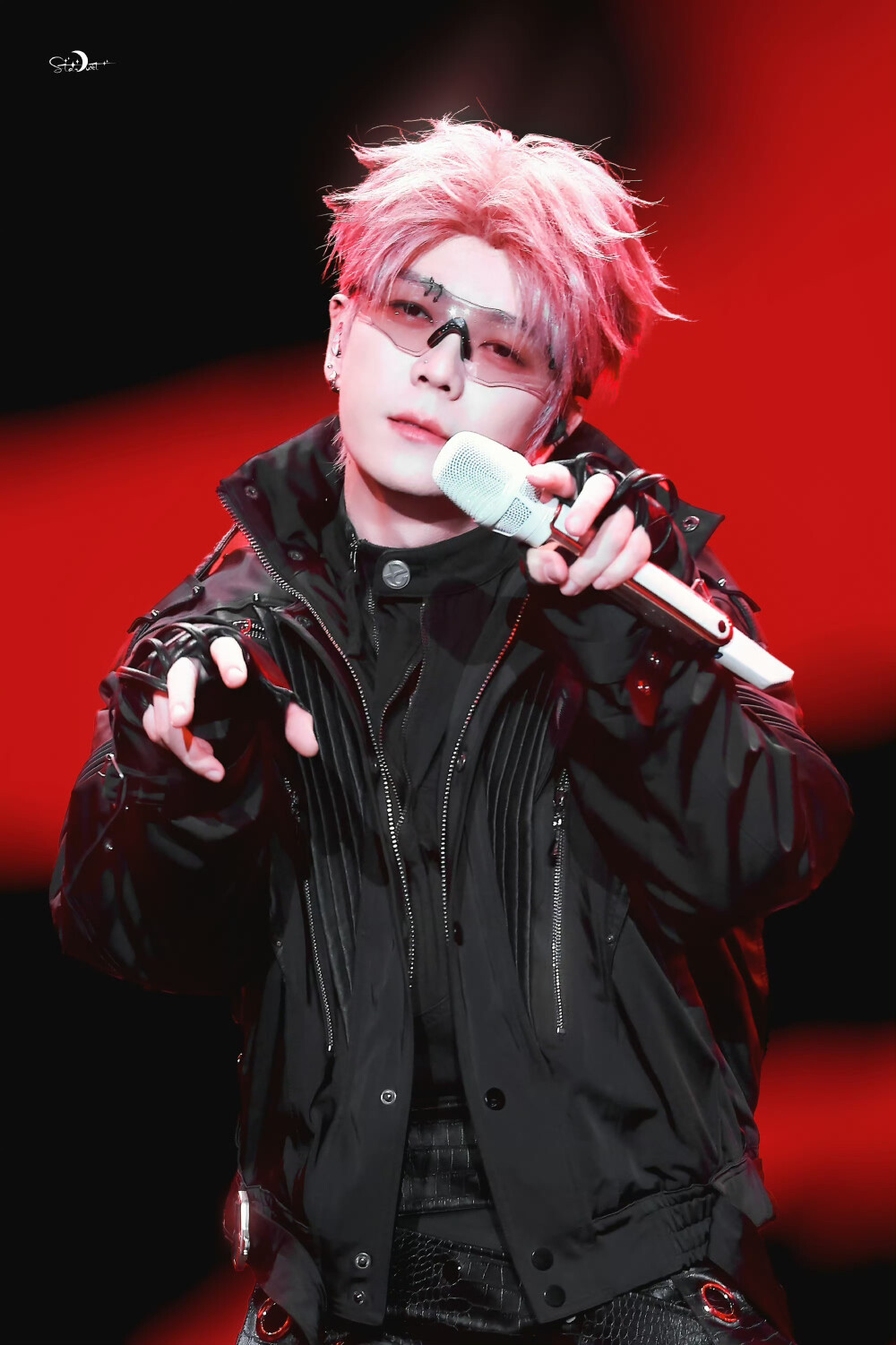 王栎鑫251003 太湖湾音乐节