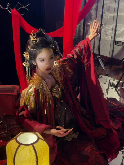 陈都灵