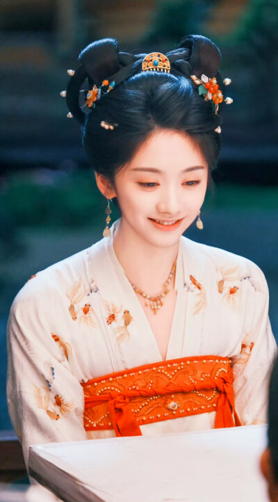 王影璐