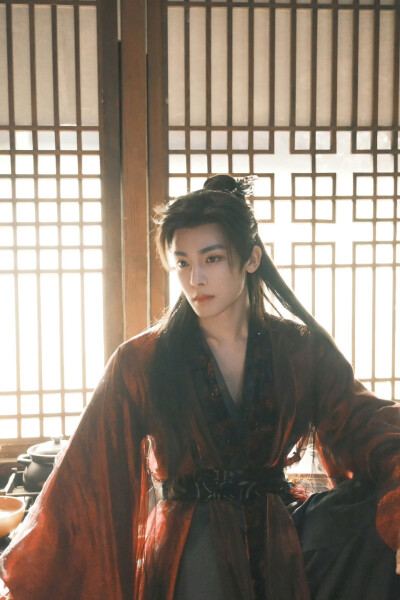 侯明昊