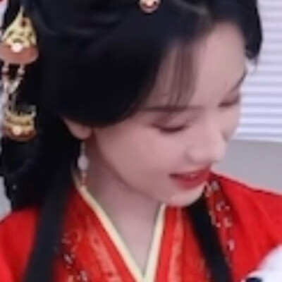 陈都灵