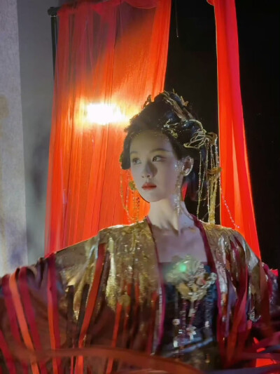 陈都灵