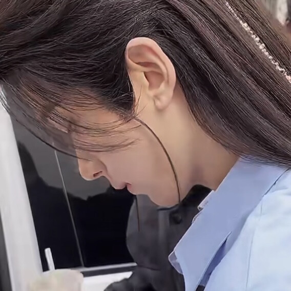 寂寞时你像个贝壳