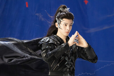 侯明昊