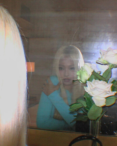 妮
