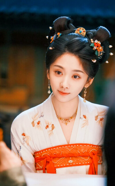 王影璐