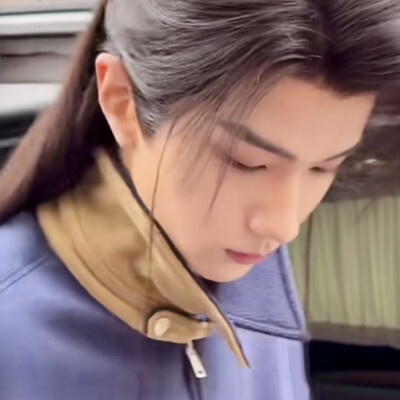 情丝百转丝丝缠乱犹不知