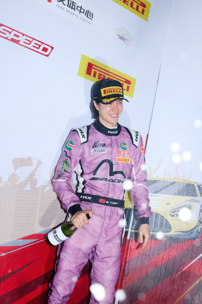 王一博(侵权删)