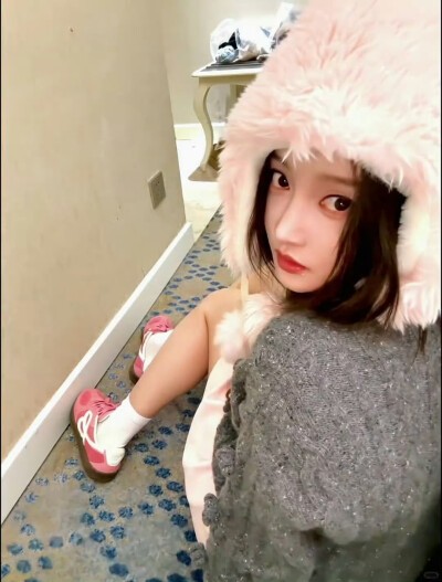 姜贞羽