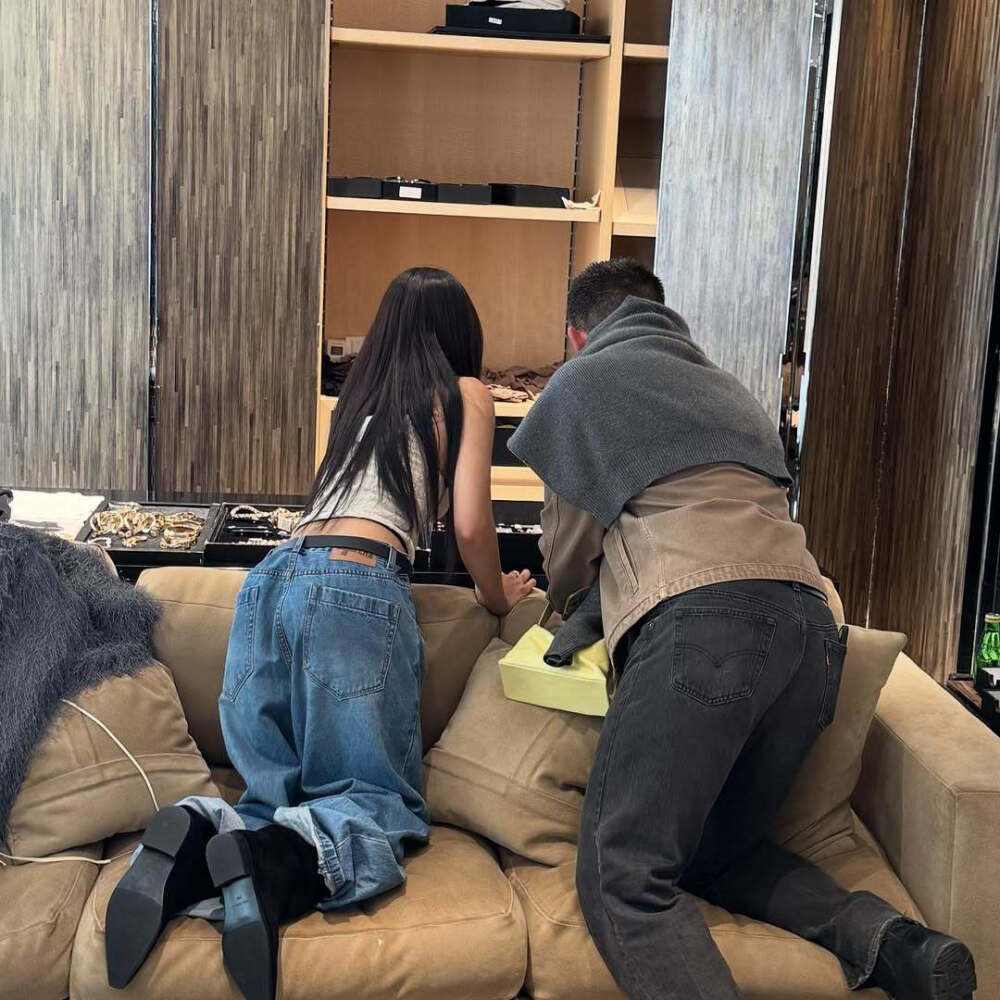 妮