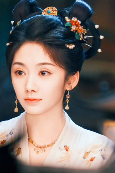 王影璐