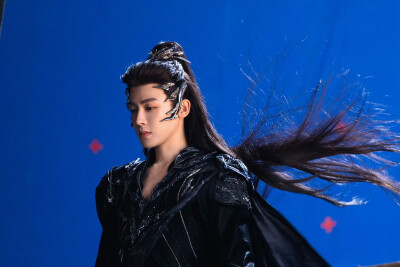 侯明昊