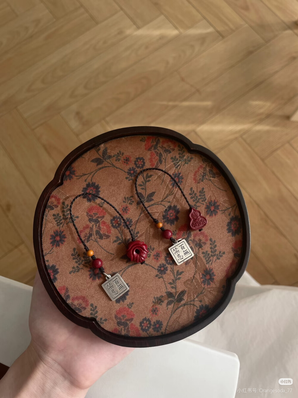 各种南红朱砂手机挂坠