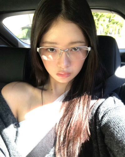 怜